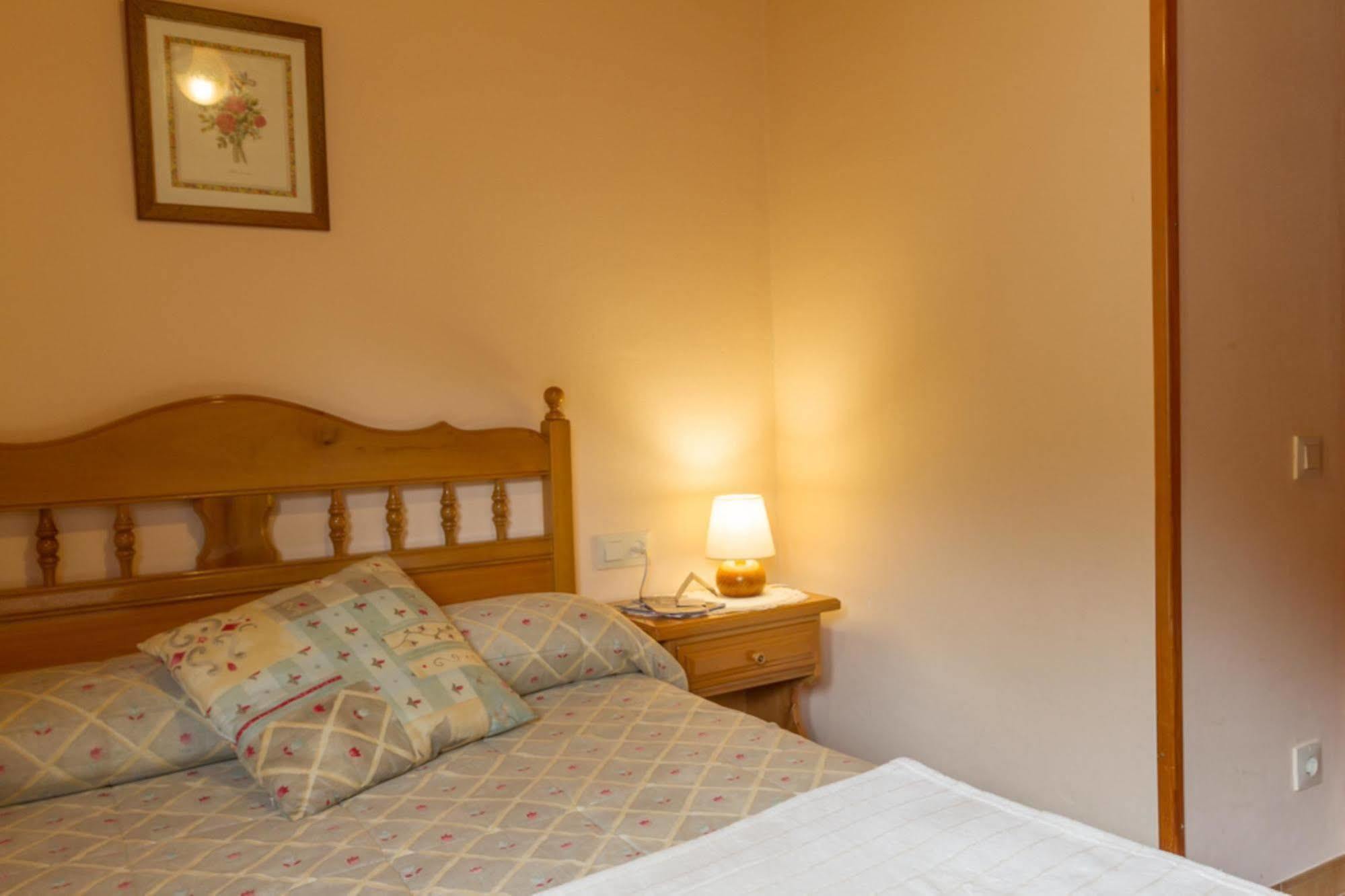 Hostal Aiguamog Саларду Экстерьер фото